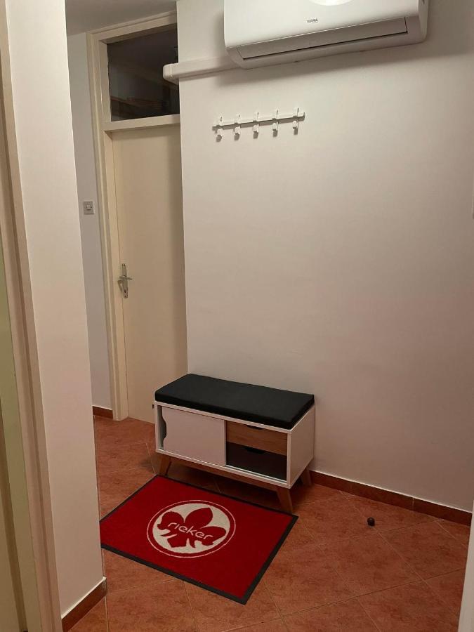 Lolly Apartment Karlovac Bagian luar foto