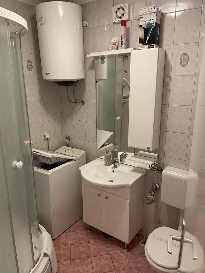 Lolly Apartment Karlovac Bagian luar foto