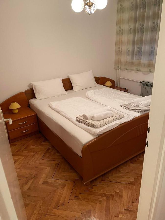 Lolly Apartment Karlovac Bagian luar foto